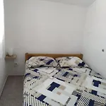 Apartment Marica Spadina *