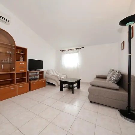 Apartment Marica Spadina *